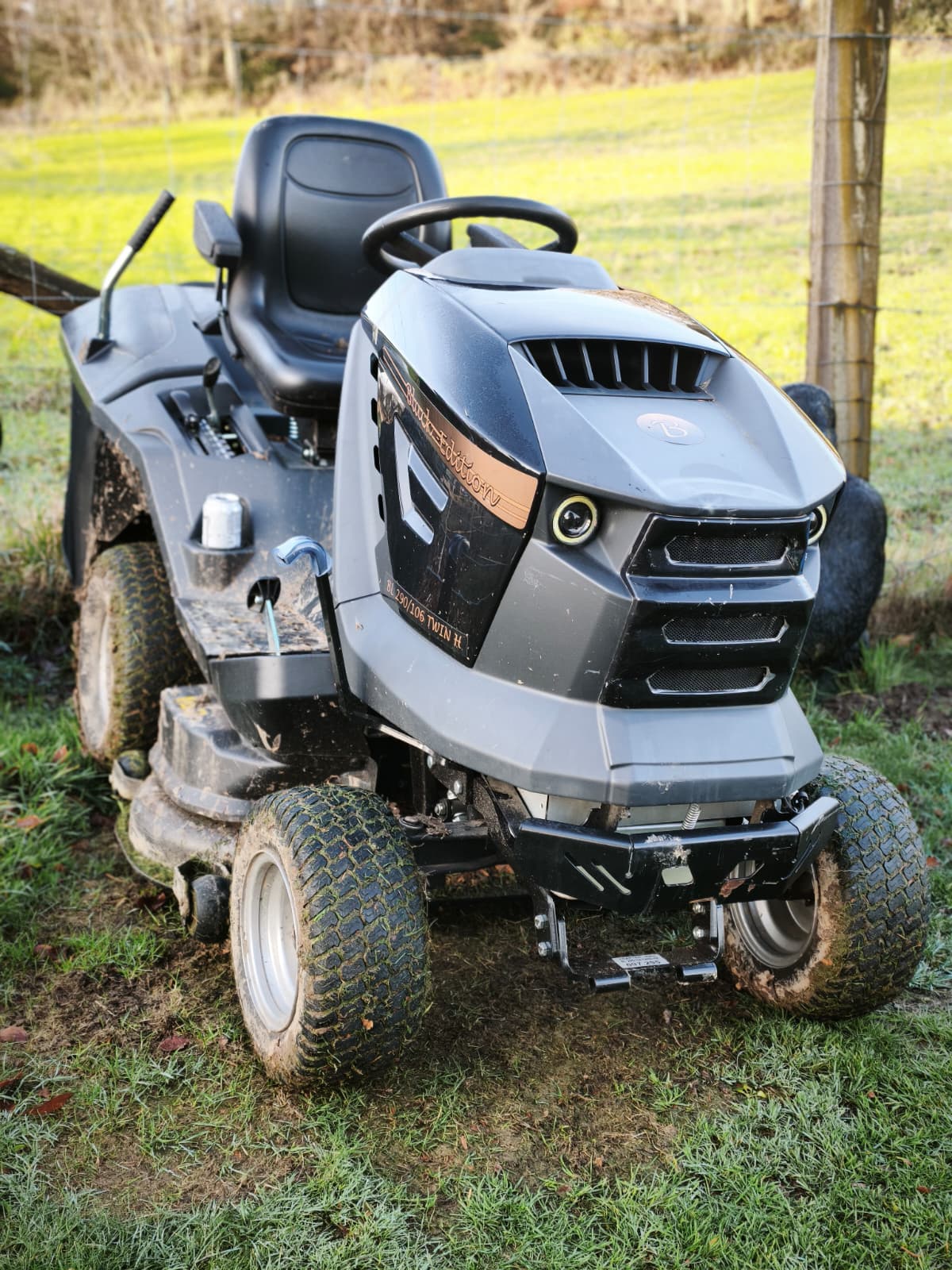 T. Patenschaft - Stiga Black Edition Aufsitzmäher